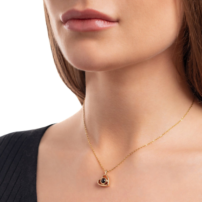 Close photo of necklace on model